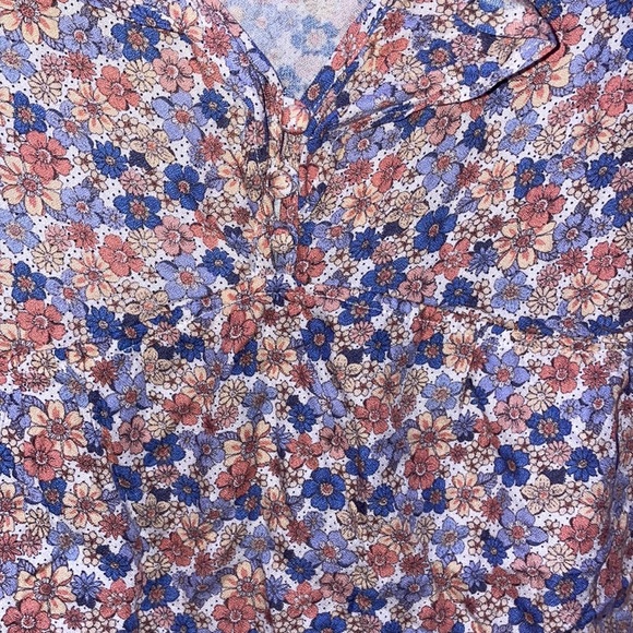 Blouse from urban romantics - Picture 2 of 2